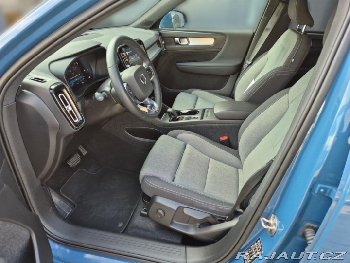 Volvo XC40 2,0 B3 Core 2022