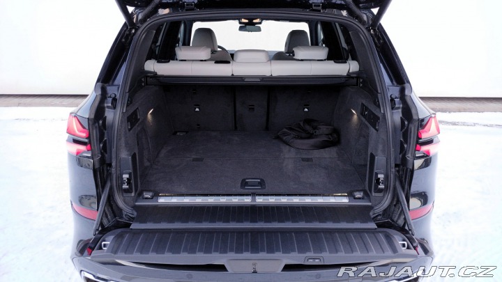 BMW X5 xDrive50e 2025