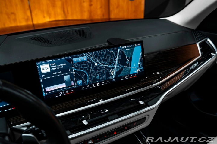 BMW X7 40i 2023