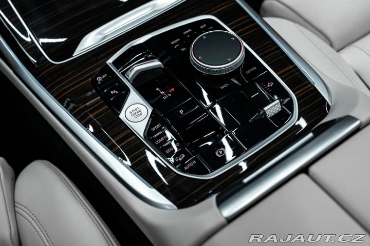 BMW X7 40i 2023