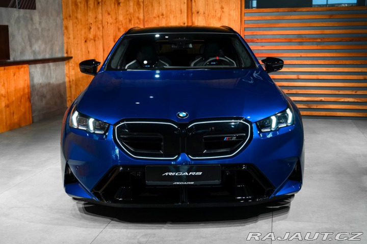 BMW M5 touring 2026