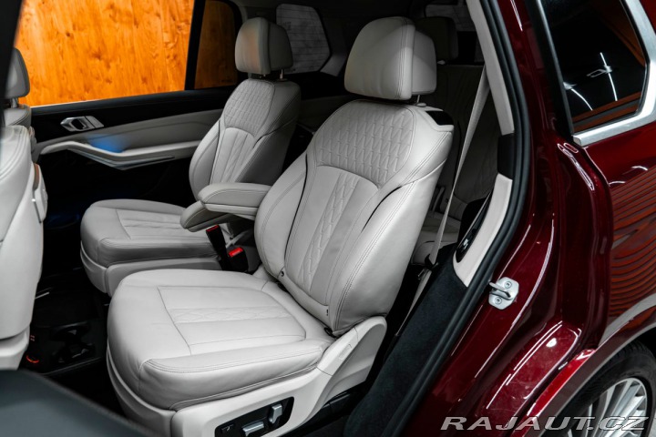 BMW X7 40i 2023