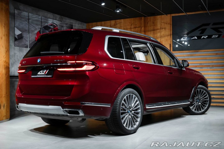 BMW X7 40i 2023