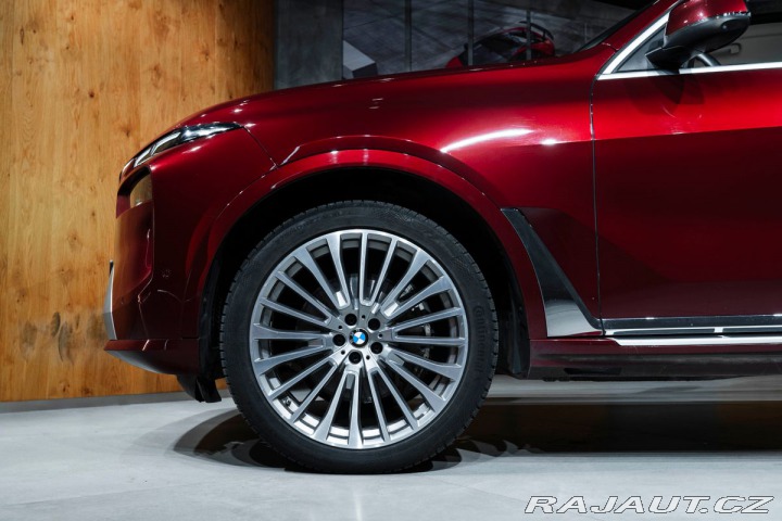 BMW X7 40i 2023
