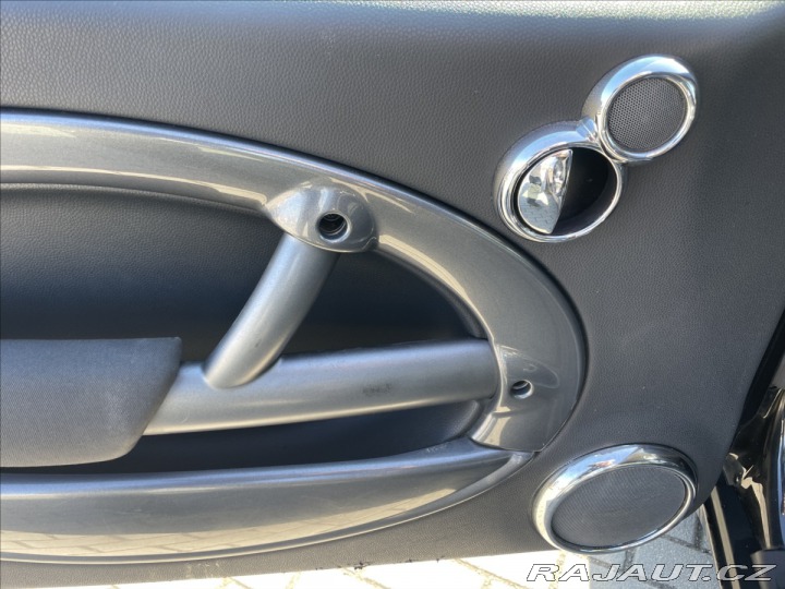 Mini One 1,6 i 66kw shrnovací stře 2006