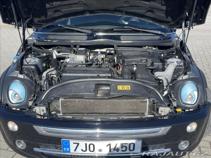 Mini One 1,6 i 66kw shrnovací stře 2006