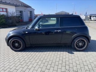 Mini One 1,6 i 66kw shrnovací stře 2006