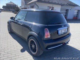 Mini One 1,6 i 66kw shrnovací stře 2006