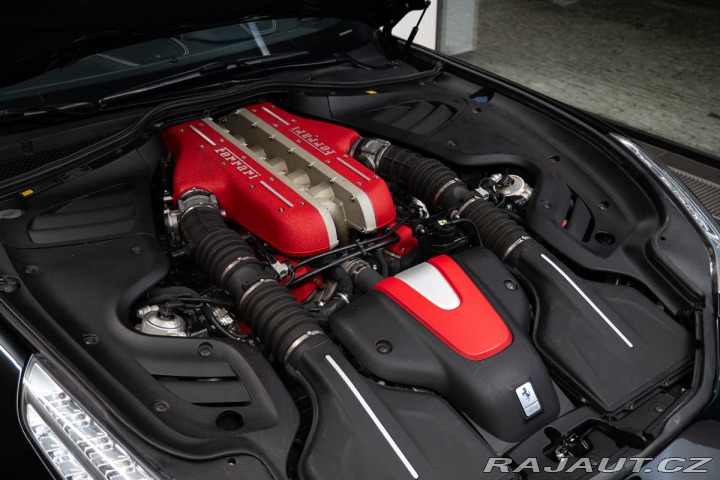 Ferrari FF V12 / záruka 2012