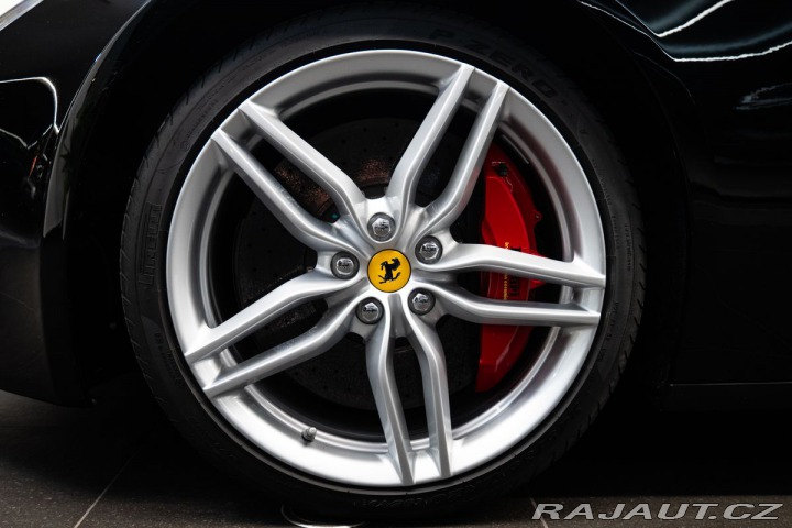 Ferrari FF V12 / záruka 2012