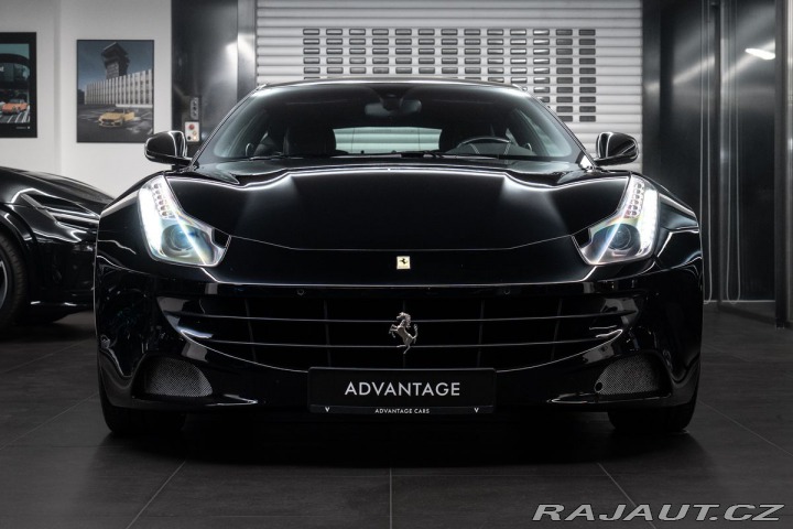 Ferrari FF V12 / záruka 2012