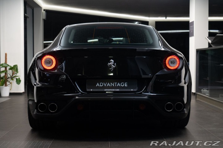 Ferrari FF V12 / záruka 2012