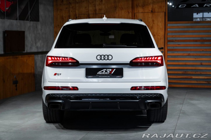 Audi Q7  2024