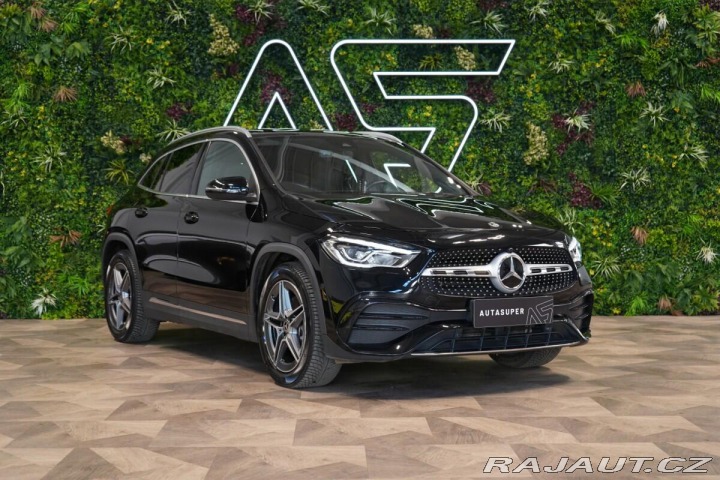 Mercedes-Benz GLA 250*4M*AMG*PANO*LED*ZÁRUK 2021