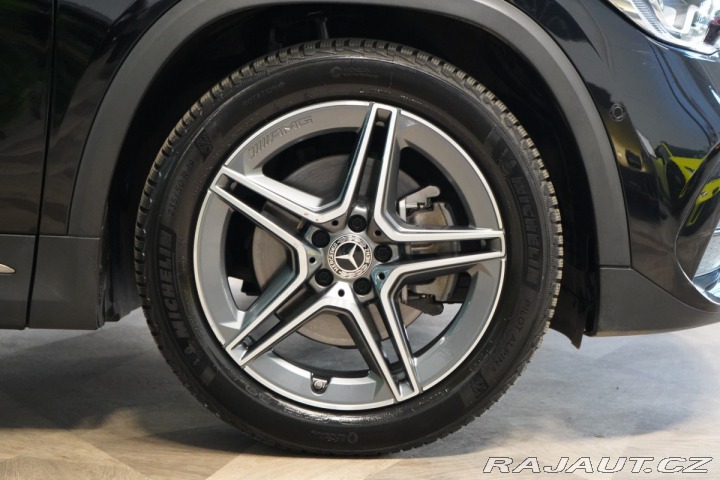 Mercedes-Benz GLA 250*4M*AMG*PANO*LED*ZÁRUK 2021
