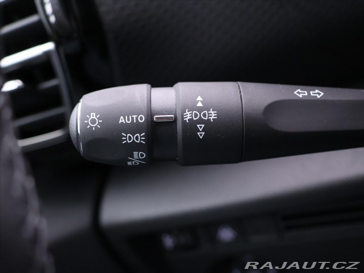 Citroën C4 1,2 PT 96kW Shine Aut Kůž 2022