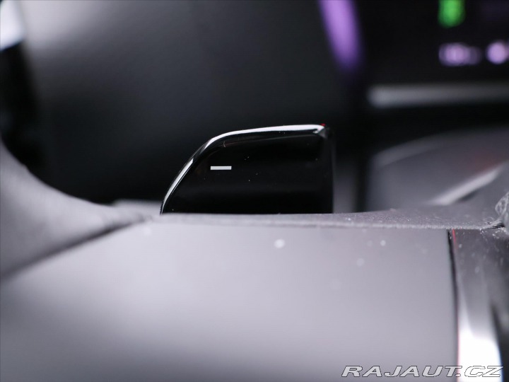 Citroën C4 1,2 PT 96kW Shine Aut Kůž 2022