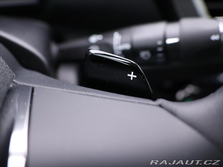 Citroën C4 1,2 PT 96kW Shine Aut Kůž 2022