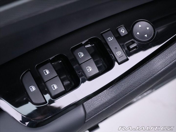 Kia Sportage 1,6 T-GDI 132 kW TOP Aut. 2023