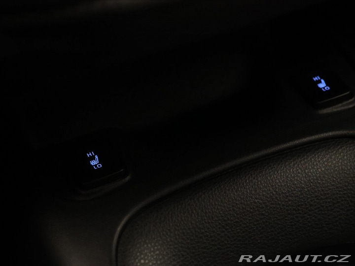 Toyota Corolla 1,8 HB Active Aut. DPH CZ 2022