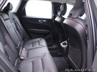 Volvo XC60 2,0 145 kW D4 AWD Momentu 2021