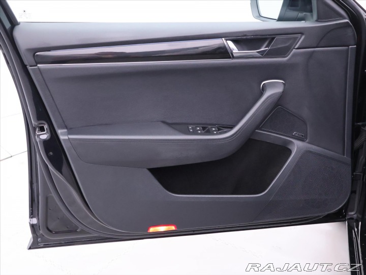 Škoda Superb 2,0 TDI 110kW DSG L&K 2023