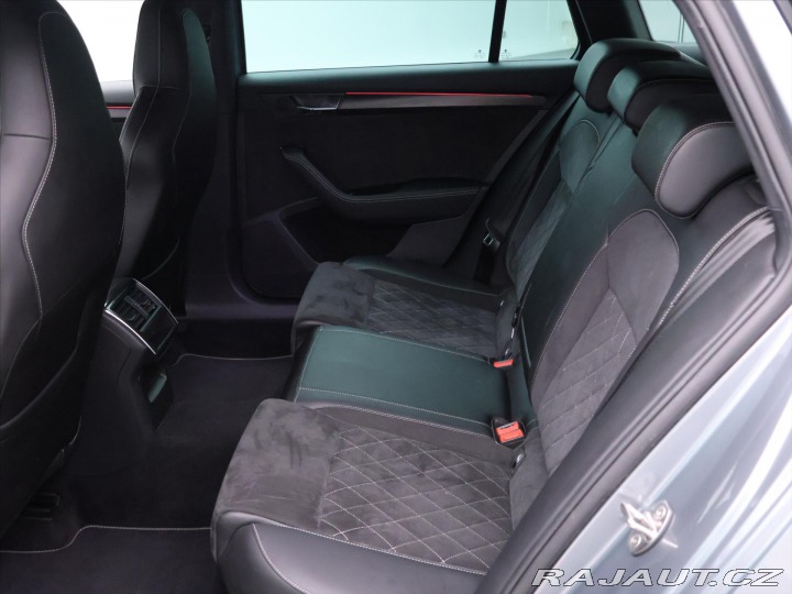 Škoda Superb 2,0 147 kW Sportline DSG 2021