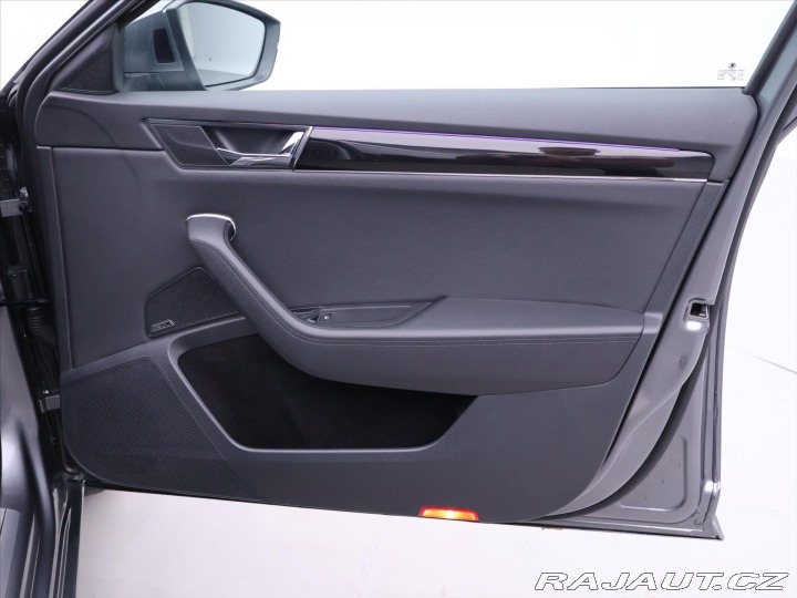 Škoda Superb 2,0 TDI 147kW CZ 4x4 L&am 2023