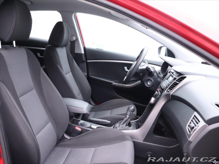 Hyundai i30 1,4 CVVT 73KW ENTRY CZ Se 2014