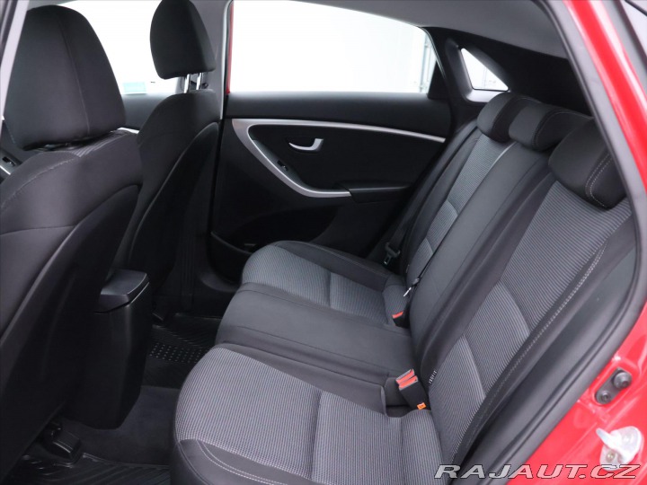 Hyundai i30 1,4 CVVT 73KW ENTRY CZ Se 2014