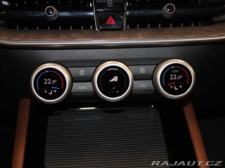 Škoda Superb 1,5 TSi PHEV L&K 1 81 2025