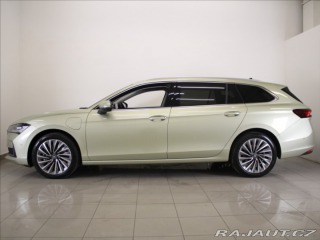 Škoda Superb 1,5 TSi PHEV L&K 1 81 2025