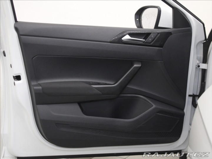 Volkswagen Taigo 1,0 TSi 70kW Life 28tkm.1 2022