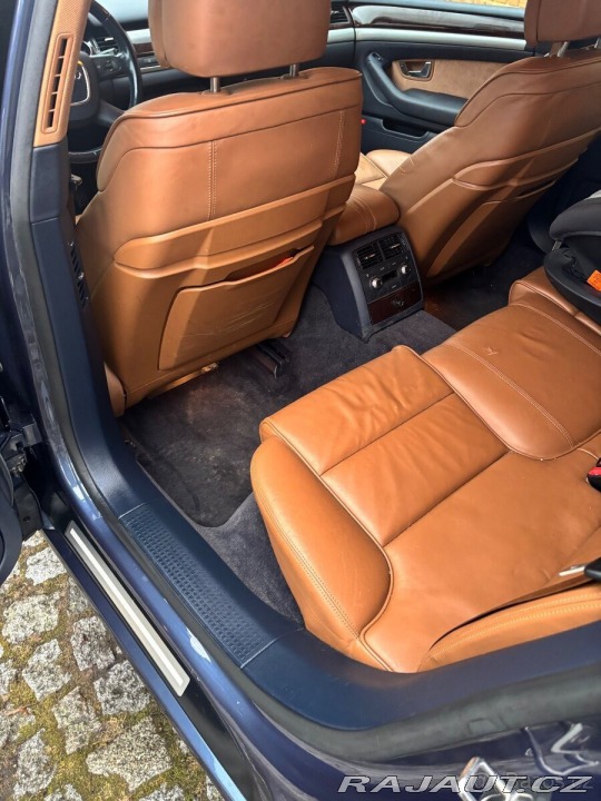 Audi A8 3,0   TDI 1800