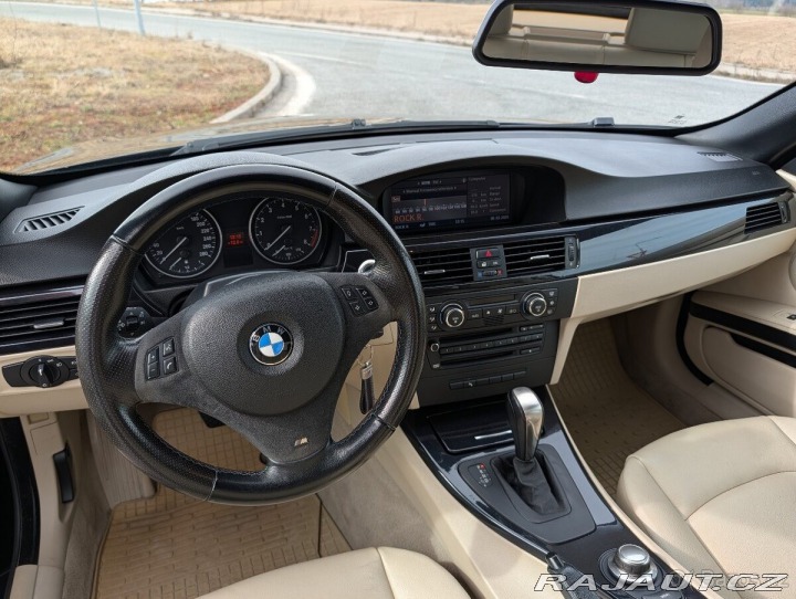 BMW 3 3,0   (E93) – 3.0L 6válců 2007