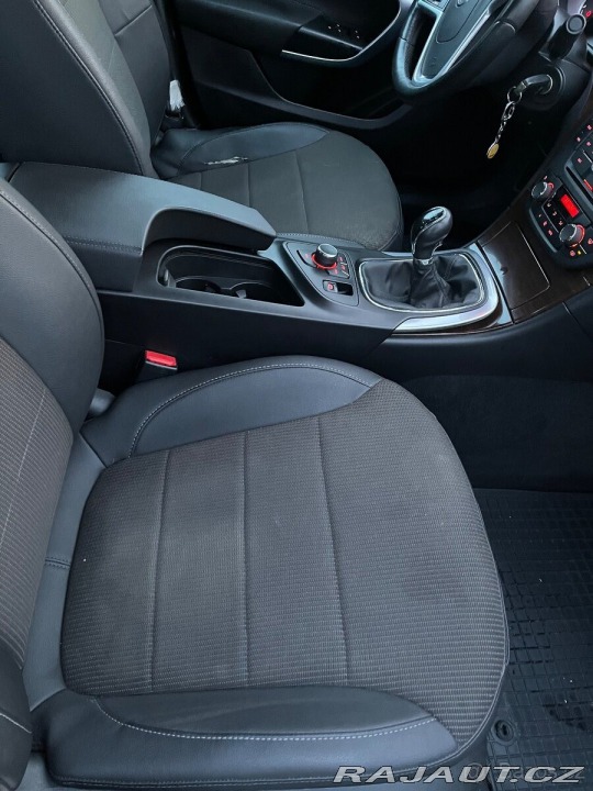 Opel Insignia 1,9   Auto na prodej 2009