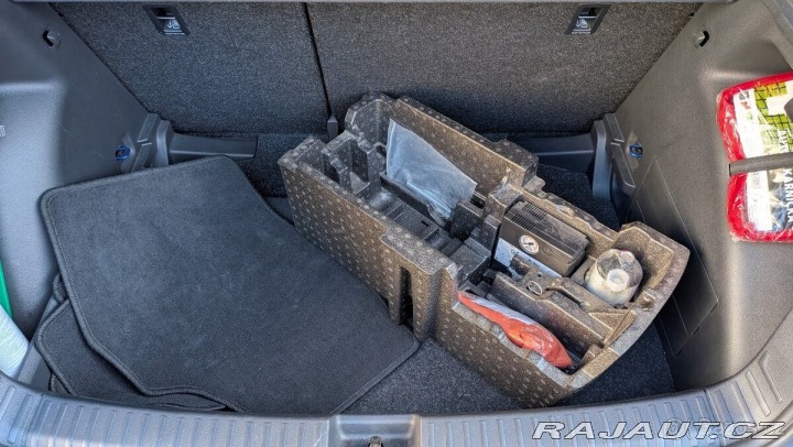 Škoda Fabia IV Monte Carlo 1800