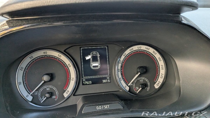 Škoda Fabia IV Monte Carlo 1800