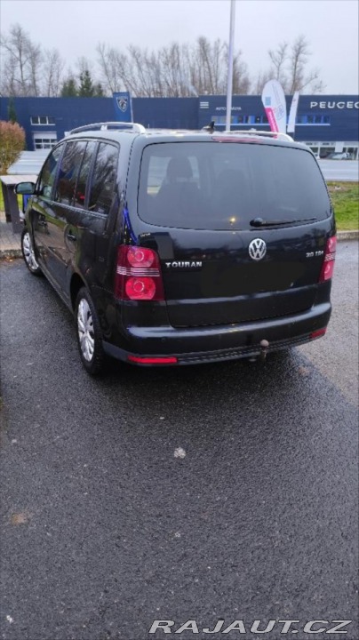 Volkswagen Touran 2,0 2009