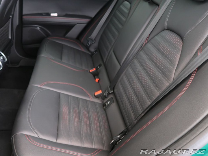 Alfa Romeo Stelvio 2.0TURBO,CZ,1Maj,ITALIANO 2025