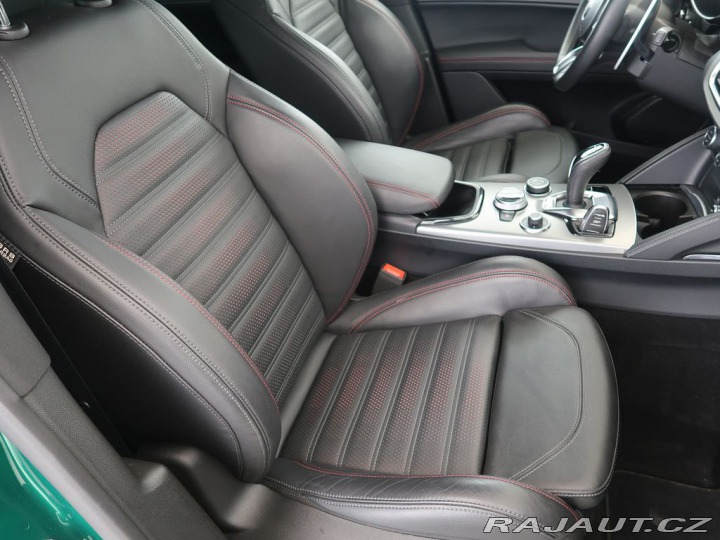 Alfa Romeo Stelvio 2.0TURBO,CZ,1Maj,ITALIANO 2025
