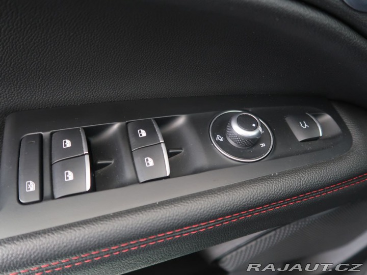 Alfa Romeo Stelvio 2.0TURBO,CZ,1Maj,ITALIANO 2025