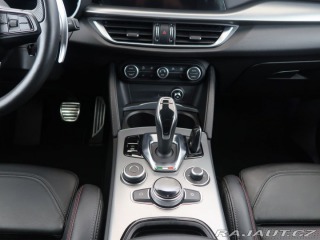 Alfa Romeo Stelvio 2.0TURBO,CZ,1Maj,ITALIANO 2025