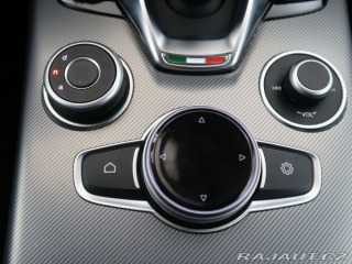 Alfa Romeo Stelvio 2.0TURBO,CZ,1Maj,ITALIANO 2025