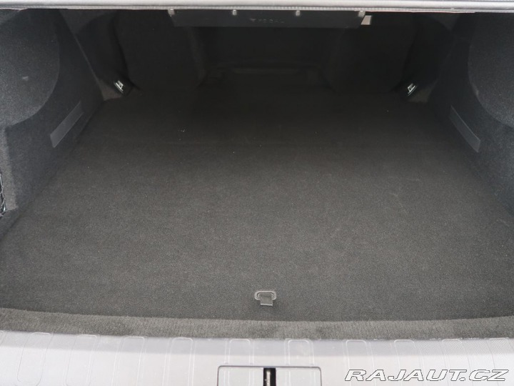 Ostatní značky Ostatní modely DS Automobiles DS9 E-TENSE,CZ,1Maj,OPERA,AT8 1800