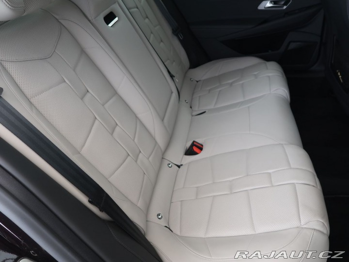 Ostatní značky Ostatní modely DS Automobiles DS9 E-TENSE,CZ,1Maj,OPERA,AT8 1800