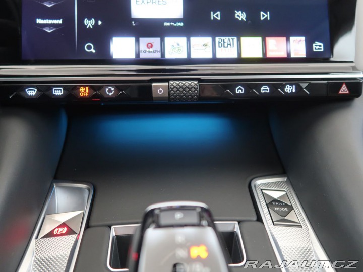 Ostatní značky Ostatní modely DS Automobiles DS9 E-TENSE,CZ,1Maj,OPERA,AT8 1800