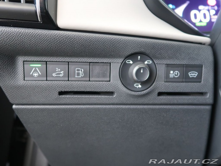 Ostatní značky Ostatní modely DS Automobiles DS9 E-TENSE,CZ,1Maj,OPERA,AT8 1800