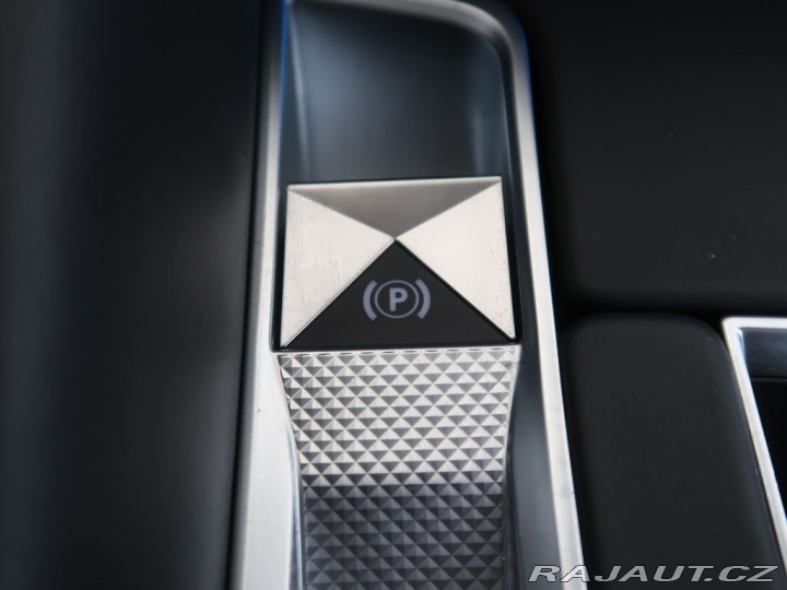 Ostatní značky Ostatní modely DS Automobiles DS9 E-TENSE,CZ,1Maj,OPERA,AT8 1800