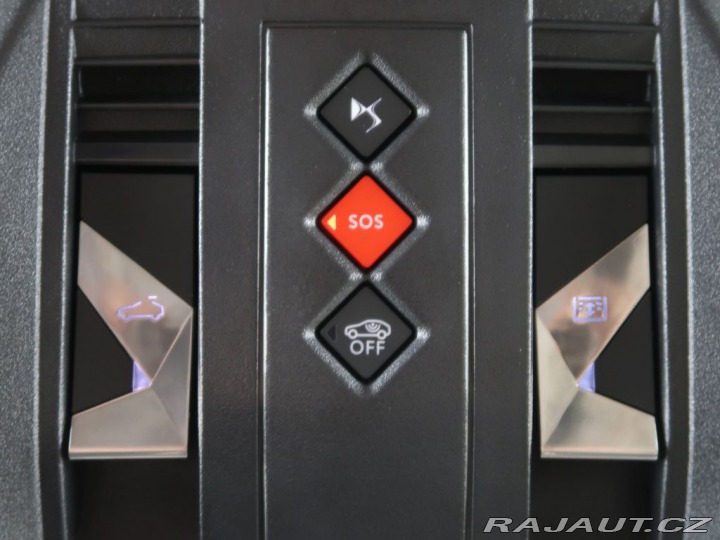 Ostatní značky Ostatní modely DS Automobiles DS9 E-TENSE,CZ,1Maj,OPERA,AT8 1800